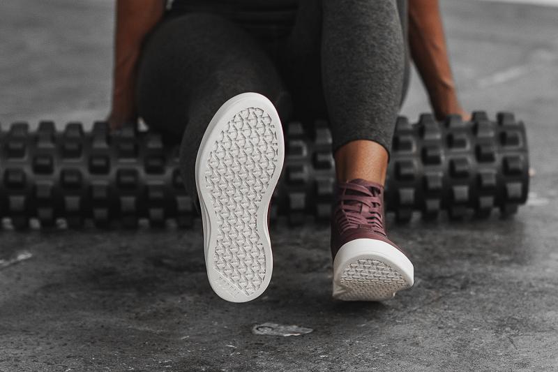 Burgundy Nobull High-Top Leather Women's Trainers | CA D2013F